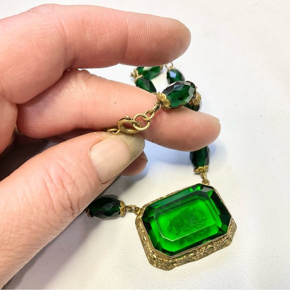 Art Deco Czech Glass Rose Reverse Carved Choker Necklace Signed Czechoslovakia - Picture 6 of 11